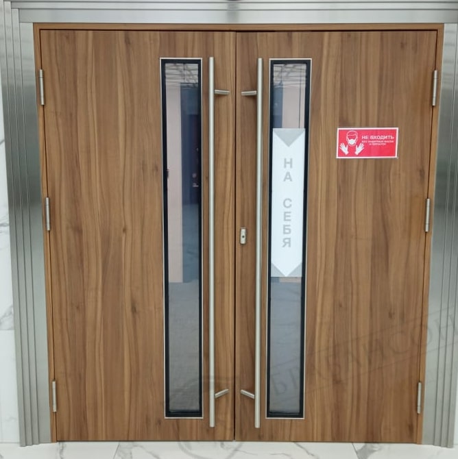 Двери для офисов