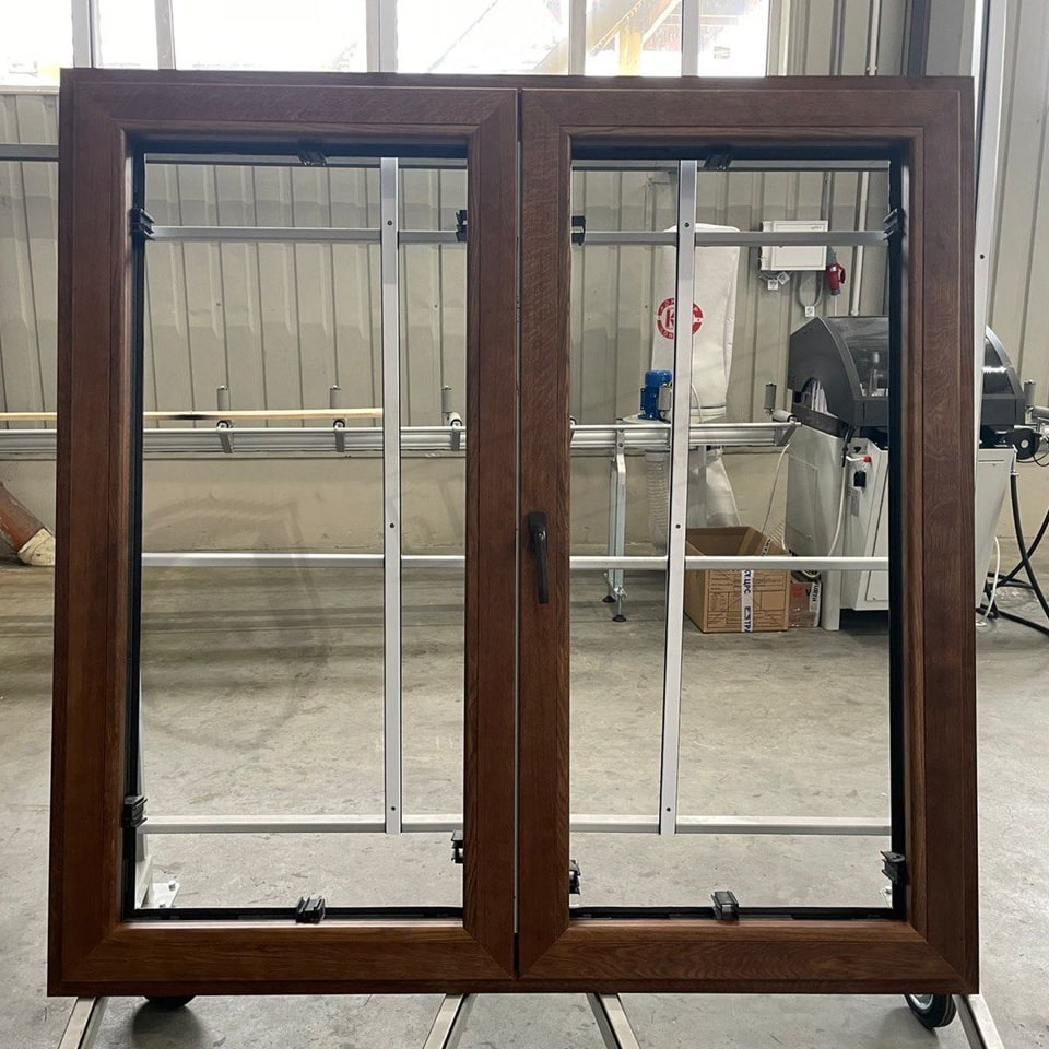 Алюмо деревянное окно в спб от производителя