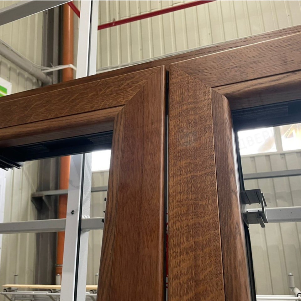 Алюмо деревянное окно в спб от производителя